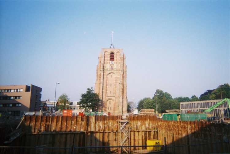 De scheve toren Oldehove in Leeuwarden