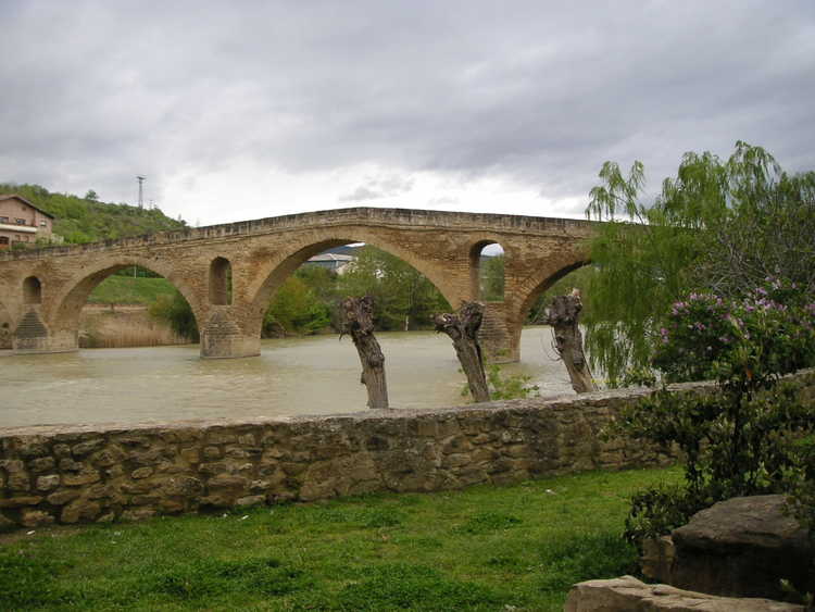 Brug over de Arga bij Puente la Reina